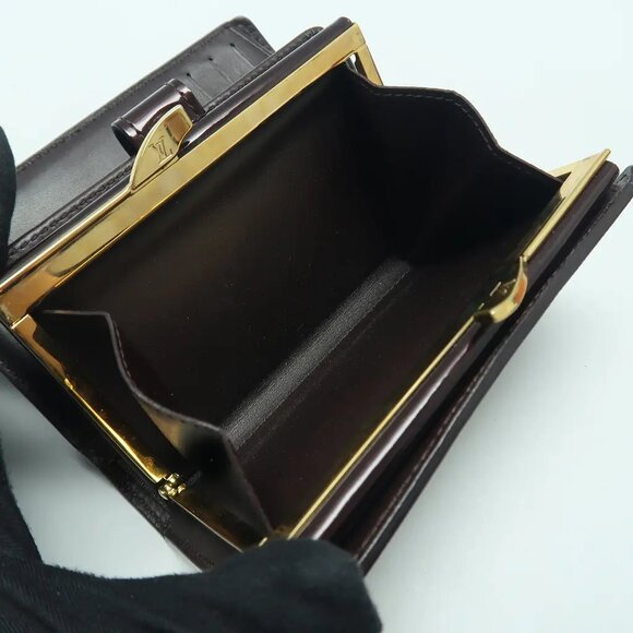 Louis Vuitton Burgundy Monogram Patent Leather Wallet 330-041025 - Picture 10 of 12